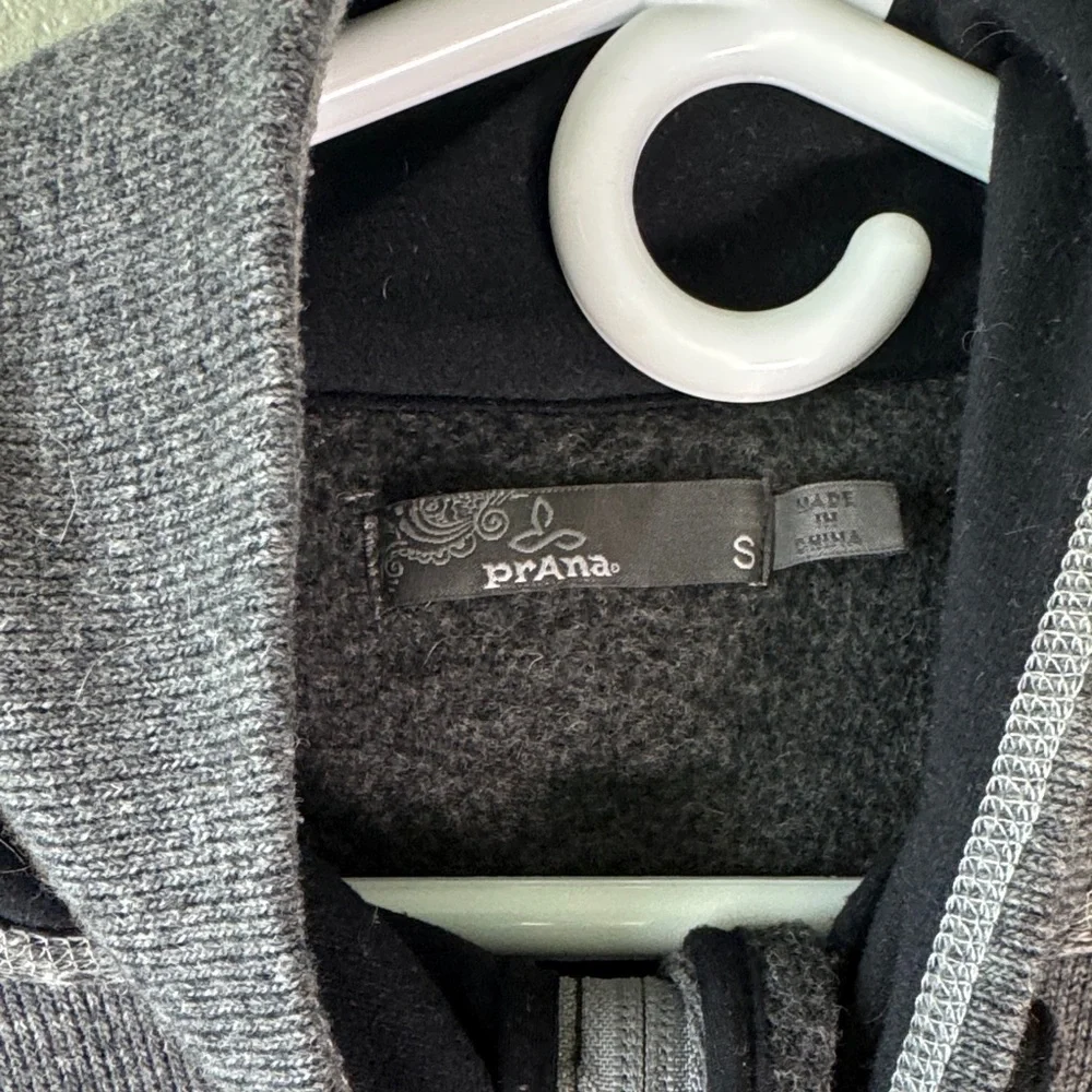 prAna Women’s Gray‎ Wool Blend Hooded Jacket Size Small